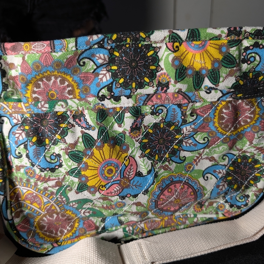 Colorful Floral Crossbody Bag Malirona multi-coloured floral canvas tote bag - Picture 2 of 6